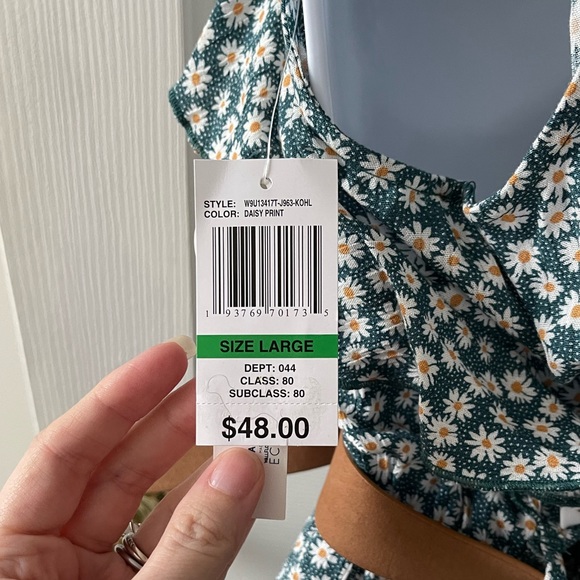 Wallflower Spaghetti Strap Dress with belt - Picture 4 of 5